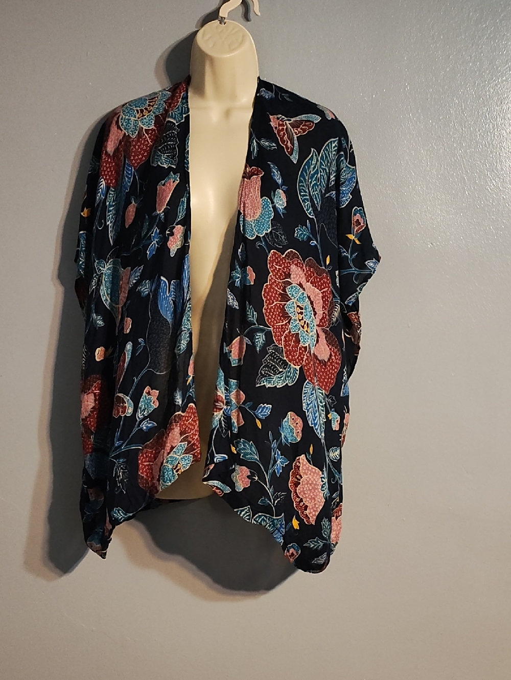 Loft Floral Open Front Kimono Jacket - Black with Red & Blue Flowers